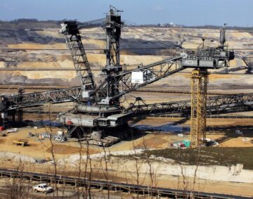 open-pit-mining-1327116_1920-1024x565