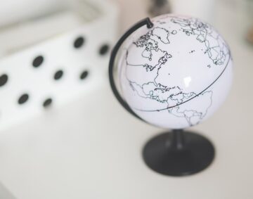 globe-791596_640